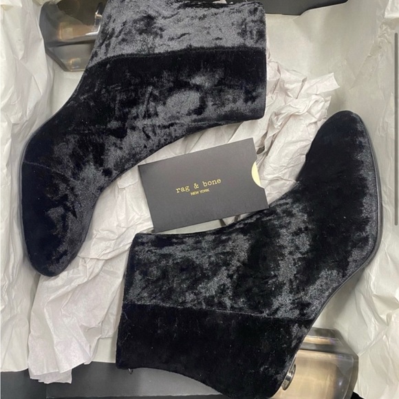 BRENDA'S BUBBLES [Make me an Offer!] - Picture 3 of 7